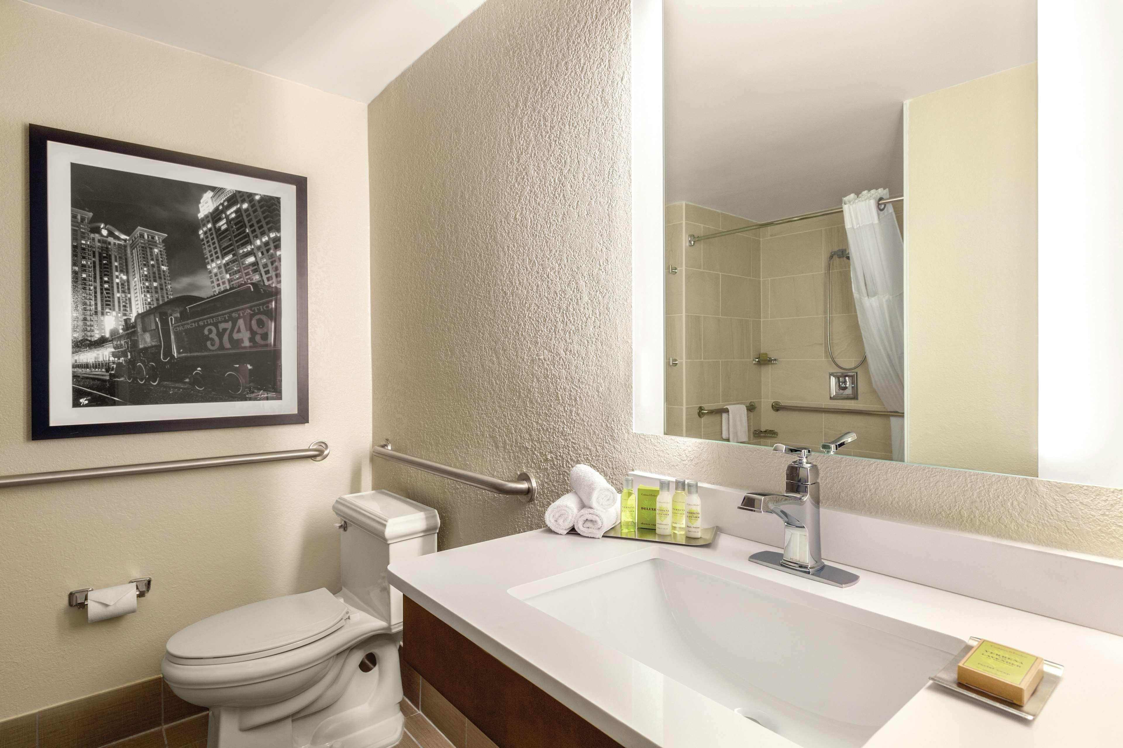 Doubletree By Hilton Downtown