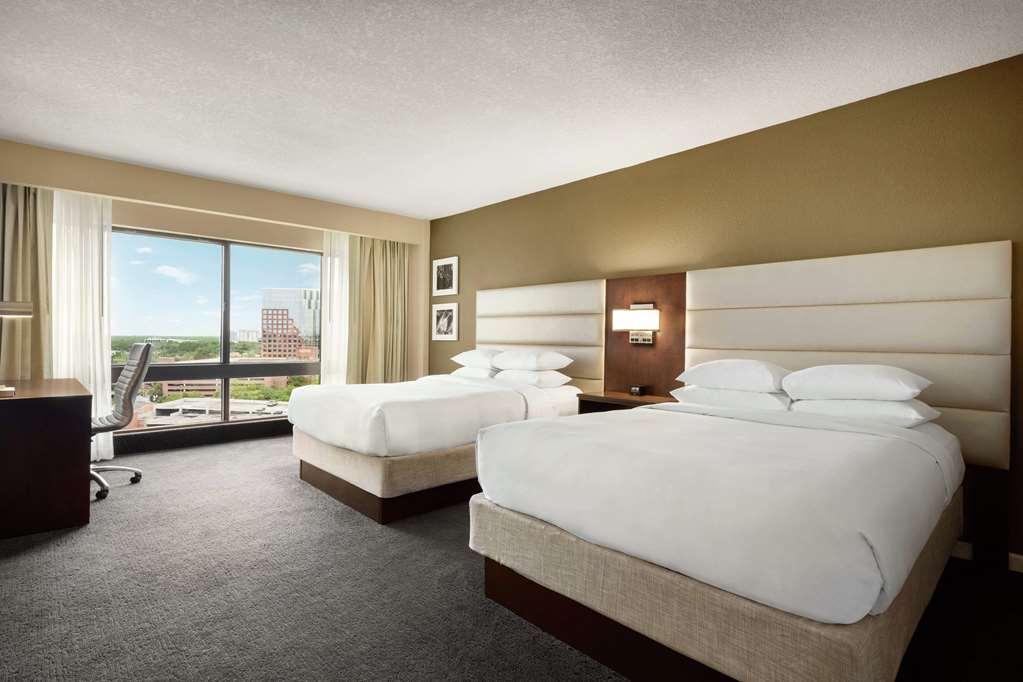 Hotel Doubletree By Hilton Downtown 4*